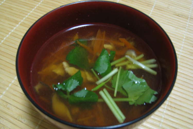鶏ささみとしいたけのすまし汁 レシピ 作り方 By ﾋﾟｰさんのﾟｰﾟﾟ クックパッド