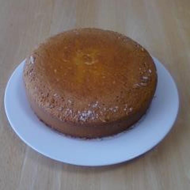スポンジケーキ 18cm丸型共立て レシピ 作り方 By Andhorse クックパッド 簡単おいしいみんなのレシピが360万品
