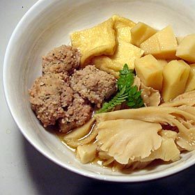 春の香りの鳥つくねと筍煮