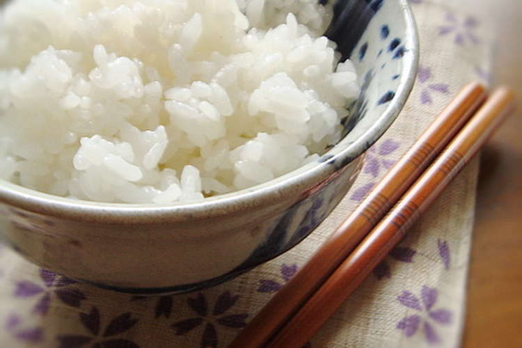 冷ごはん 冷凍ごはんは 蒸して炊きたて レシピ 作り方 By Ranchu0325 クックパッド 簡単おいしいみんなのレシピが366万品