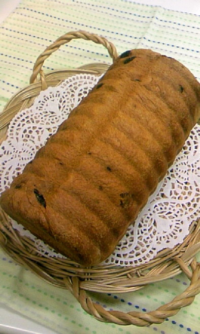 トヨ型で♪黒糖レーズン食パンの写真