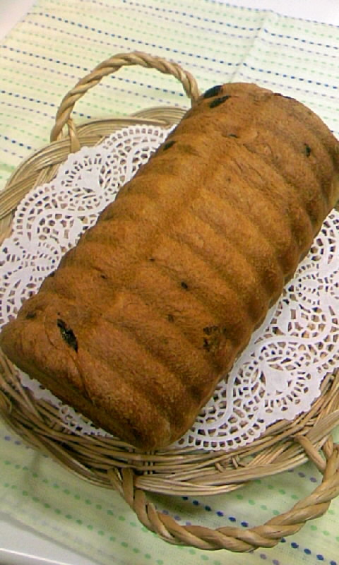 トヨ型で♪黒糖レーズン食パンの画像