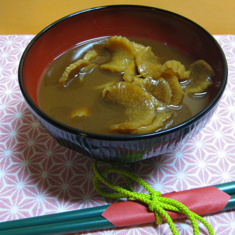 おばあちゃんの味・切干大根の味噌汁