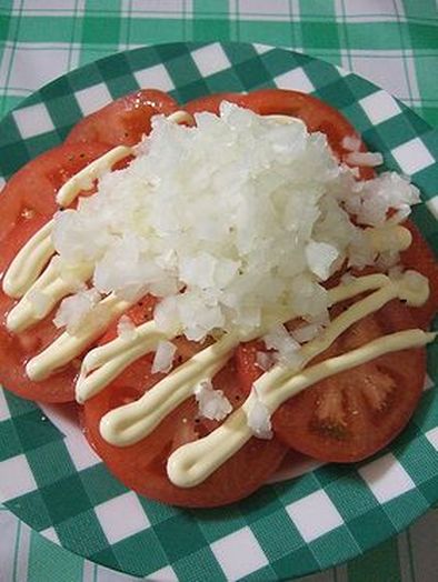 簡単❤ガーリック風味のトマトサラダの写真