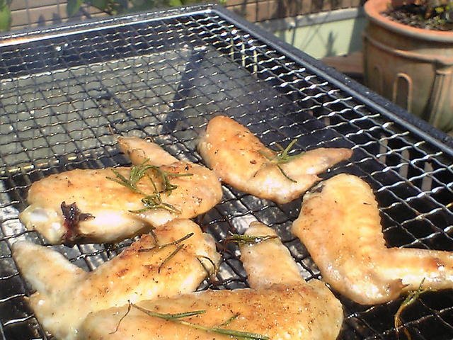ｂｂｑ とろ火になったら手羽先焼き レシピ 作り方 By Osenoriri クックパッド 簡単おいしいみんなのレシピが366万品