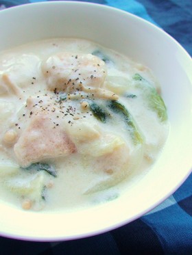 鶏むね肉と白菜のヘルシーシチュー*