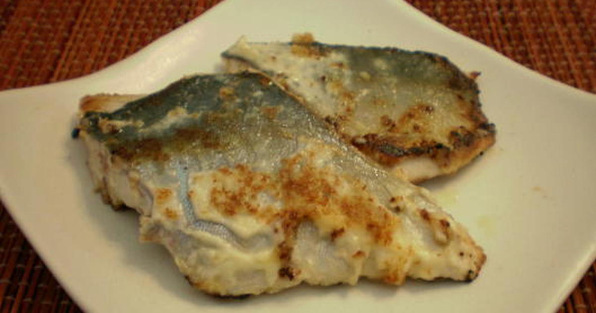 わかし ぶり のムニエルマヨネーズ風味 レシピ 作り方 By れなぼうず クックパッド 簡単おいしいみんなのレシピが353万品