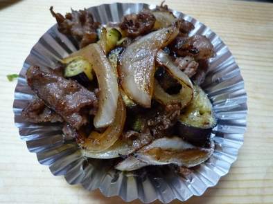 お弁当に☆ナス＆牛肉＆玉ねぎの炒め物の写真