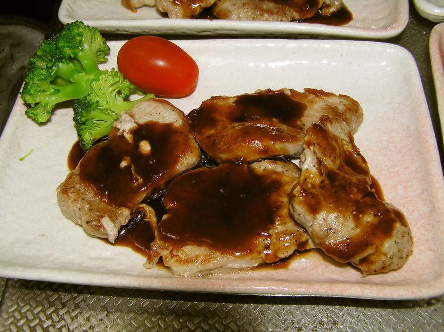 豚ヒレ肉(生姜焼き用可)の甘辛デミソースの画像