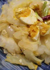 台湾家庭料理☆白ゴーヤと塩卵の炒め物