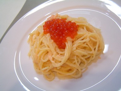 たらことイクラのスパゲティの写真