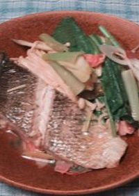 白身魚の蒸し皿　中華風