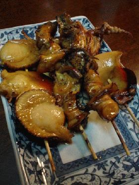炉端焼きの香り♪「ツブ・ホタテ・ホッキ・イカの磯焼き」