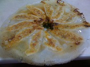 コロやま式★パリパリ羽根つき餃子の焼き方の写真