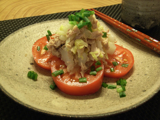 白菜とツナのトマトサラダの画像