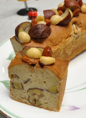 栗とナッツのパウンドケーキの画像