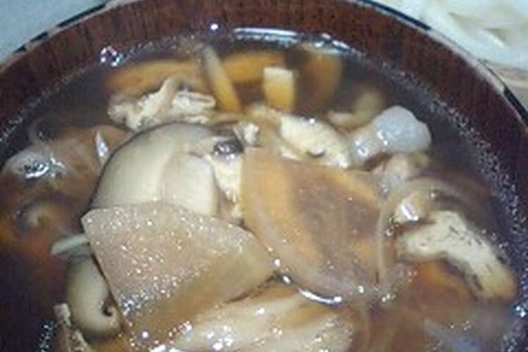 麺つゆで簡単に きのこのつけ汁 レシピ 作り方 By どん吉屋 クックパッド 簡単おいしいみんなのレシピが372万品
