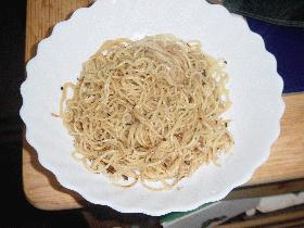 簡単焼きそば、でも栄養無し。