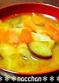 オリーブオイルで炒めた野菜の味噌汁
