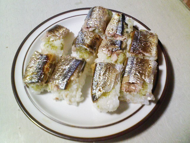 焼きさんま（鯖）の寿司の画像