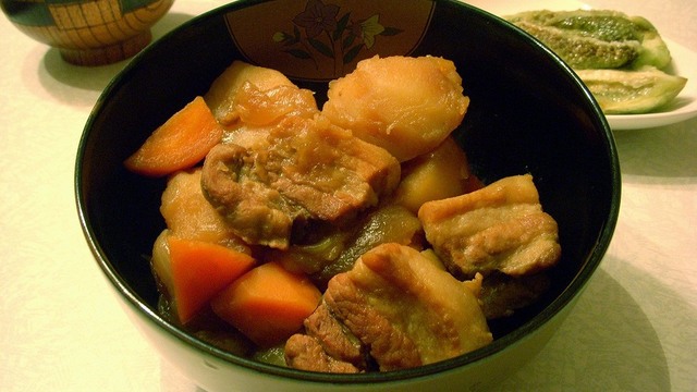 厚切り豚バラの肉じゃが レシピ 作り方 By がびぽ クックパッド 簡単おいしいみんなのレシピが365万品