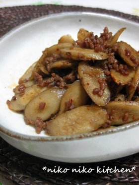 私流♡牛蒡と挽肉のピリ辛炒り煮