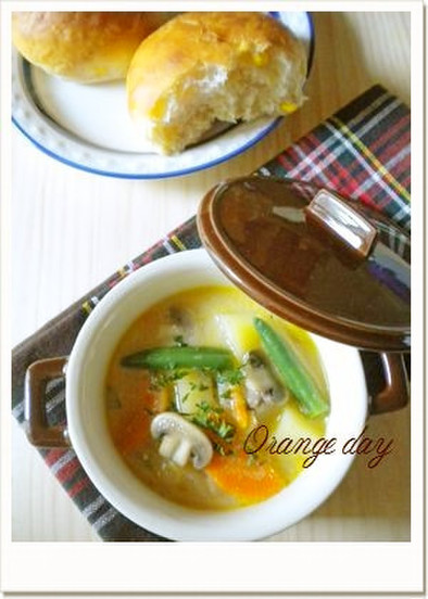 野菜たっぷり♡温かいヨーグルトスープの写真