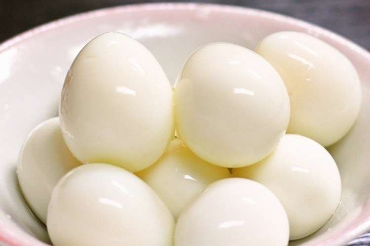卵 茹でる うずら