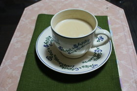 ほうじ茶のミルクティー***