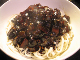 チャジャンミョン(韓国のジャージャー麺)