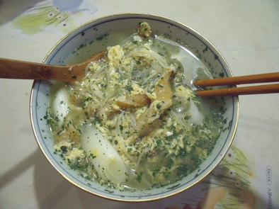 風邪引き始めの韓国スープの写真