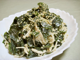 ご飯が進む!わかめとえのきの和え物