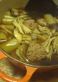 スープしみじみ・豚団子と舞茸の煮込み鍋