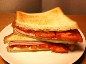 【南新宿食堂】ハム&チーズサンドイッチ