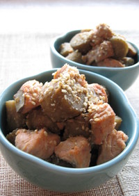 鮭とごぼうの胡麻味噌煮