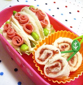 お弁当に✿お花のサンドイッチ✿2種