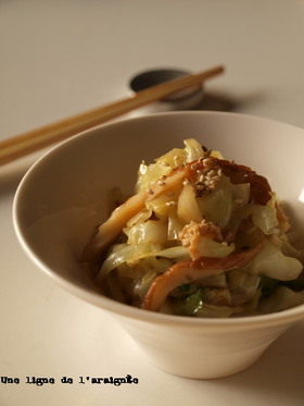 ウチの定番・玉菜炒り(キャベツ炒め)。