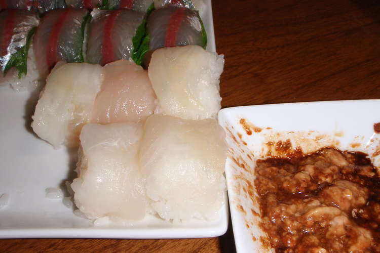 肝醤油で食べる カワハギとアジのお寿司 レシピ 作り方 By まきです クックパッド