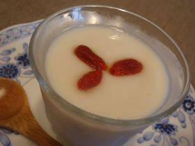 薬膳ノススメ!咳に、美肌に、杏仁豆腐★