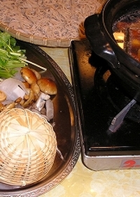 信州の冬を温める 投げ込み蕎麦　鍋