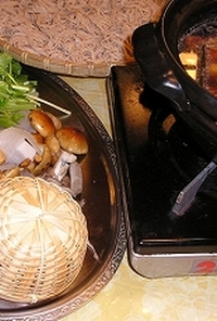 信州の冬を温める 投げ込み蕎麦　鍋