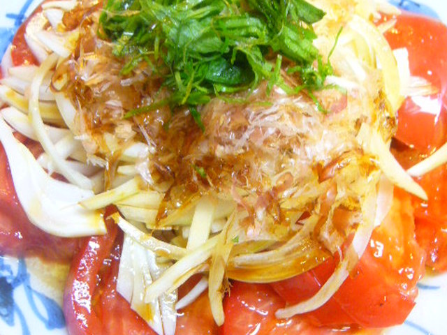 トマトとオニオンスライスの和風サラダ レシピ 作り方 By チャーミル クックパッド