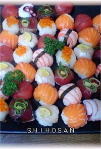 ❤彩り手まり寿司❤