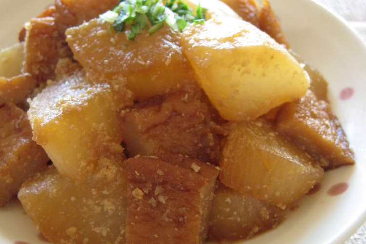 大根とさつま揚げの胡麻煮 レシピ 作り方 By Caramel Cookie クックパッド 簡単おいしいみんなのレシピが352万品