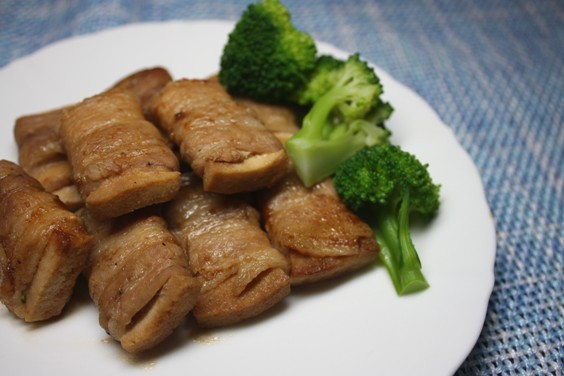 肉巻き凍み豆腐の画像