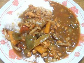 鶏ミンチで作る野菜カレー♪