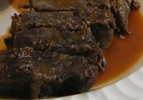 アメリカ 牛肉の柔らかオーブン蒸し煮
