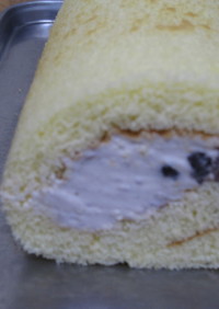 米粉の小豆クリームロールケーキ