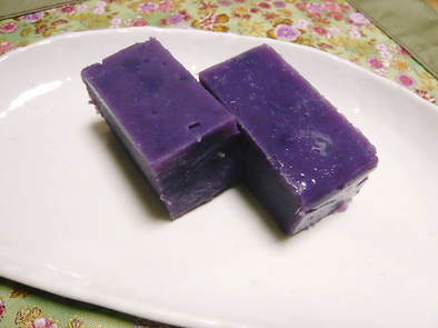 紫イモようかんの写真