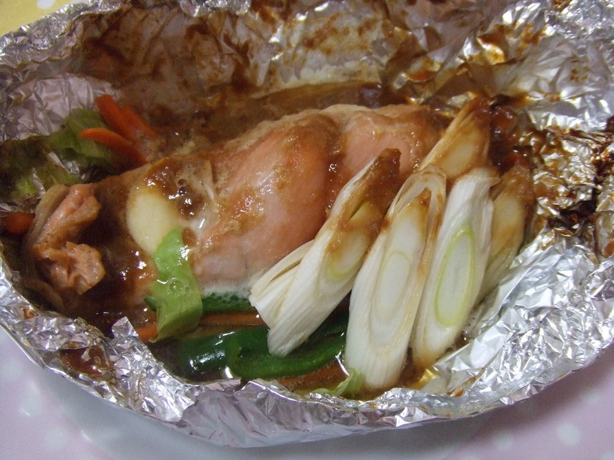 オーブン任せ♫鮭のにんにく味噌ホイル焼きの画像